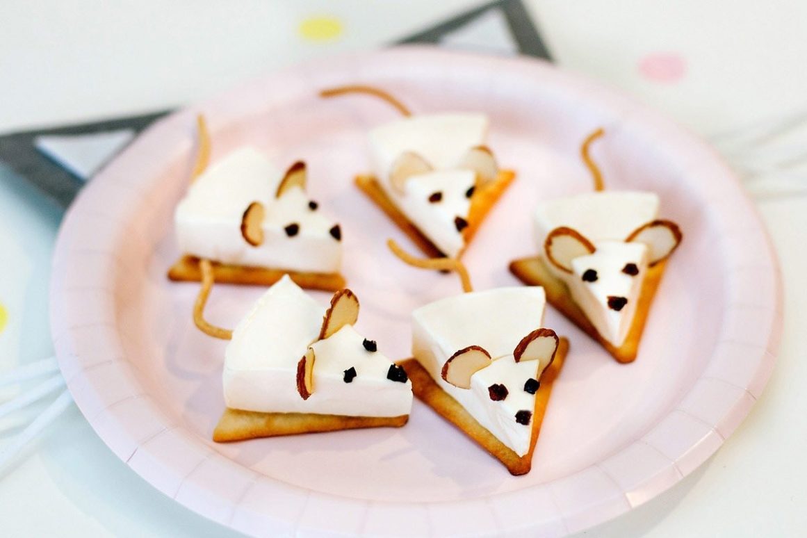 CheeseandCrackerMice - Ideas for Cats Birthday Party